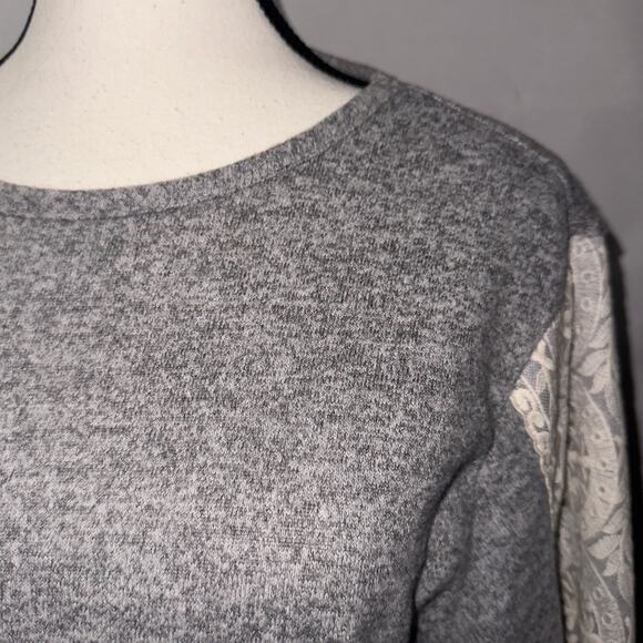 Flora Nikrooz Grey Sweatshirt with Lace Sleeves Women’s size Medium - Picture 4 of 6